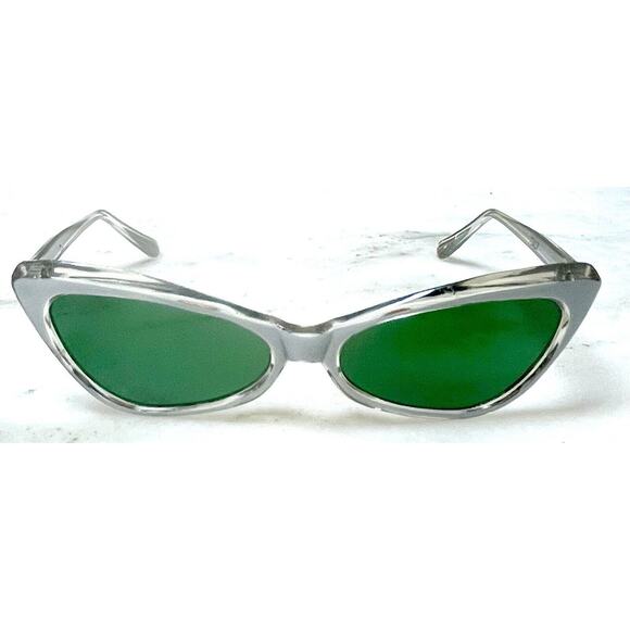 1950’s 1960’s Vintage Cat eye Gray Sunglasses Pearl Green Lens - Picture 10 of 10